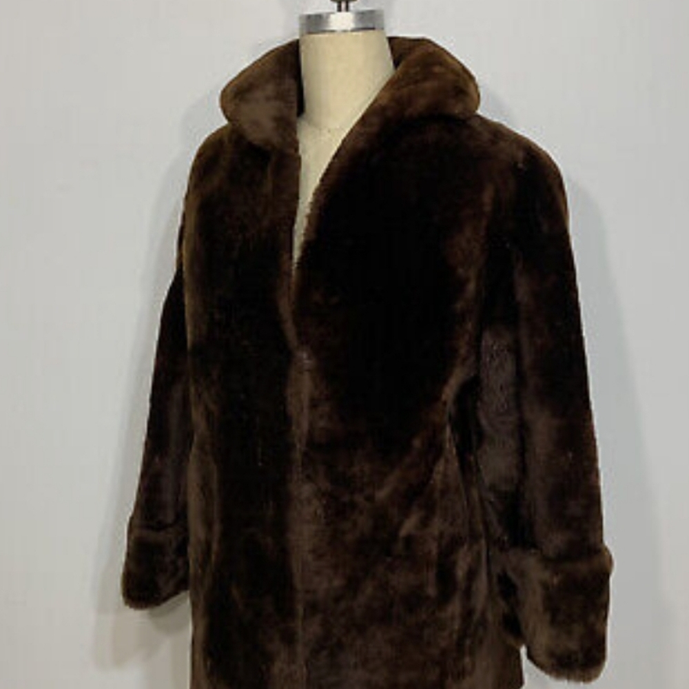 Vintage Chocolate Brown Faux Fur Hip Length Coat Jacket sz M Beautiful💐💯